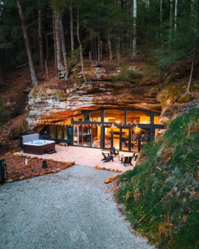 Dunlap Hollow Cave